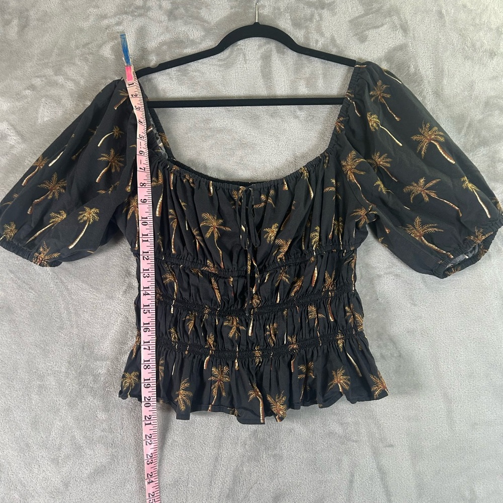 Lavender Brown palm tree peasant top - Picture 3 of 9